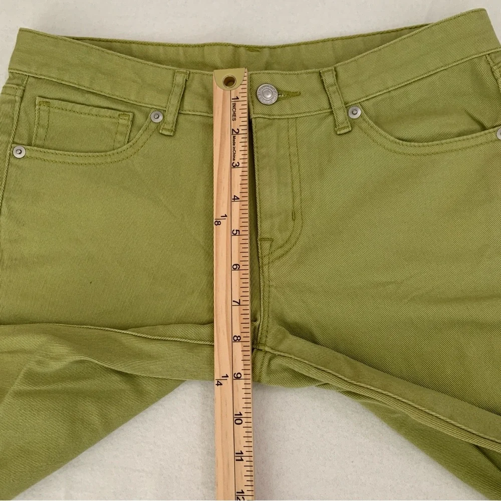 Uniqlo Jeans Women's Low Rise‎ Skinny Straight Olive Green Size 27 Inseam 28